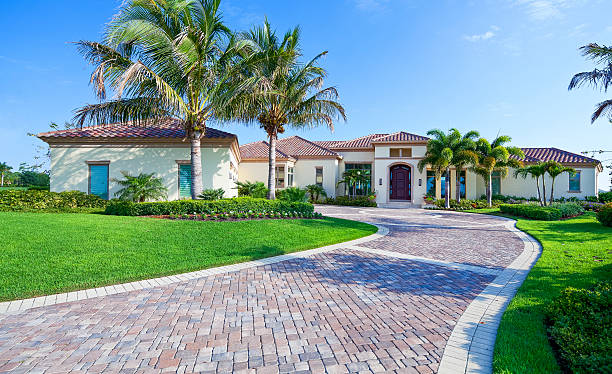 Best Brick Driveway Pavers  in El Valle De Arroyo Seco, NM